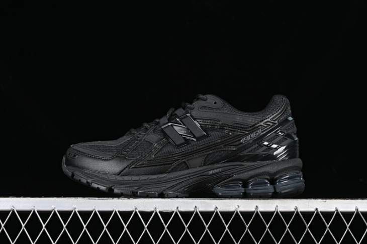 Picture of New Balance 1906 _SKUfw21214741777576087fw